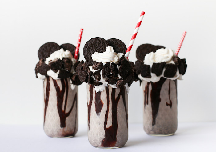 Oreo cookie milkshake